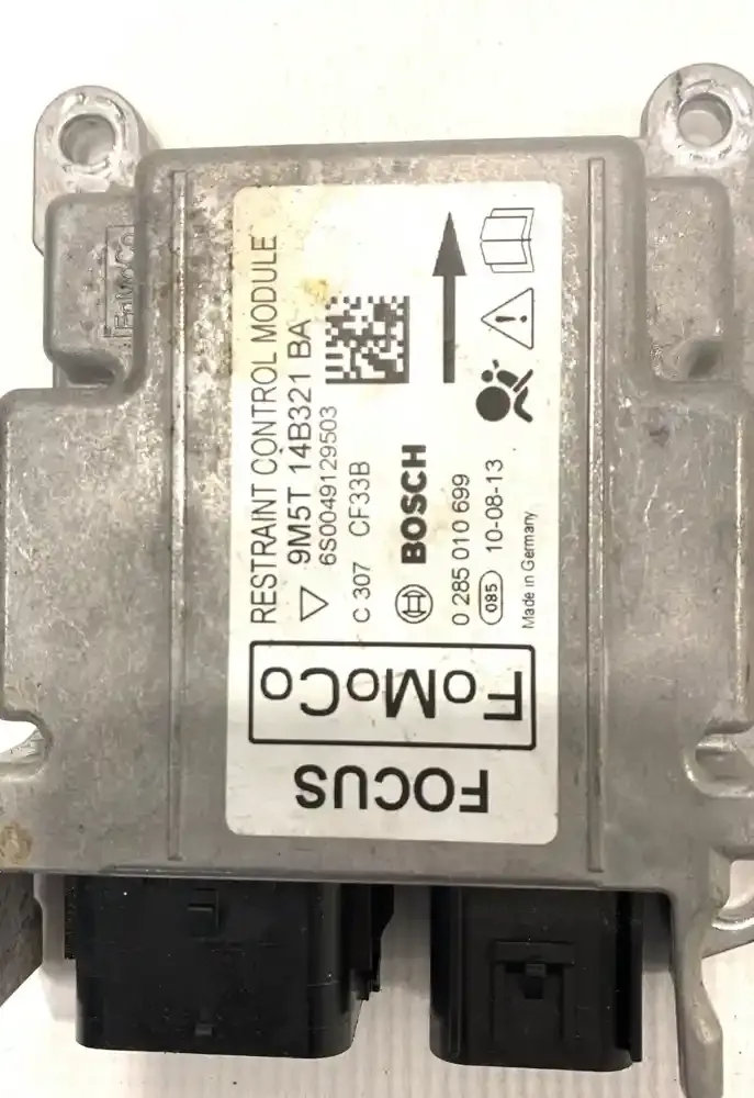 6S0049129503 блок управління airbag (srs) Ford Focus 2010