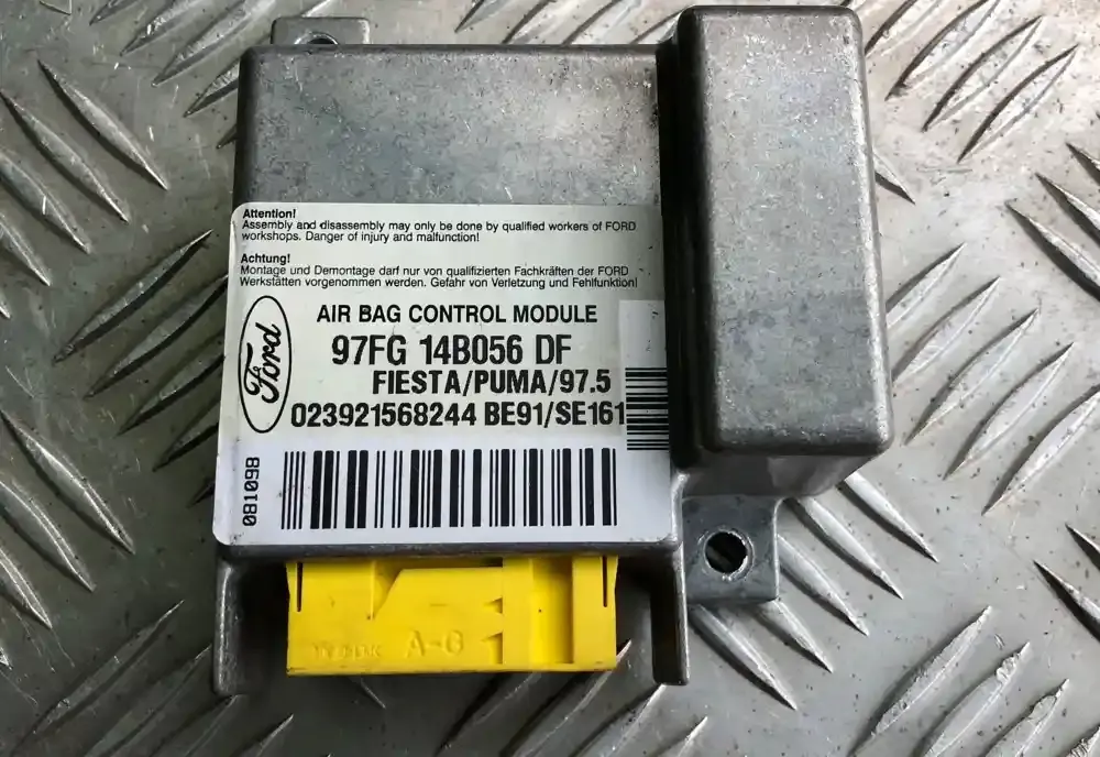 023921568244 блок управління airbag (srs) Ford Fiesta 1999