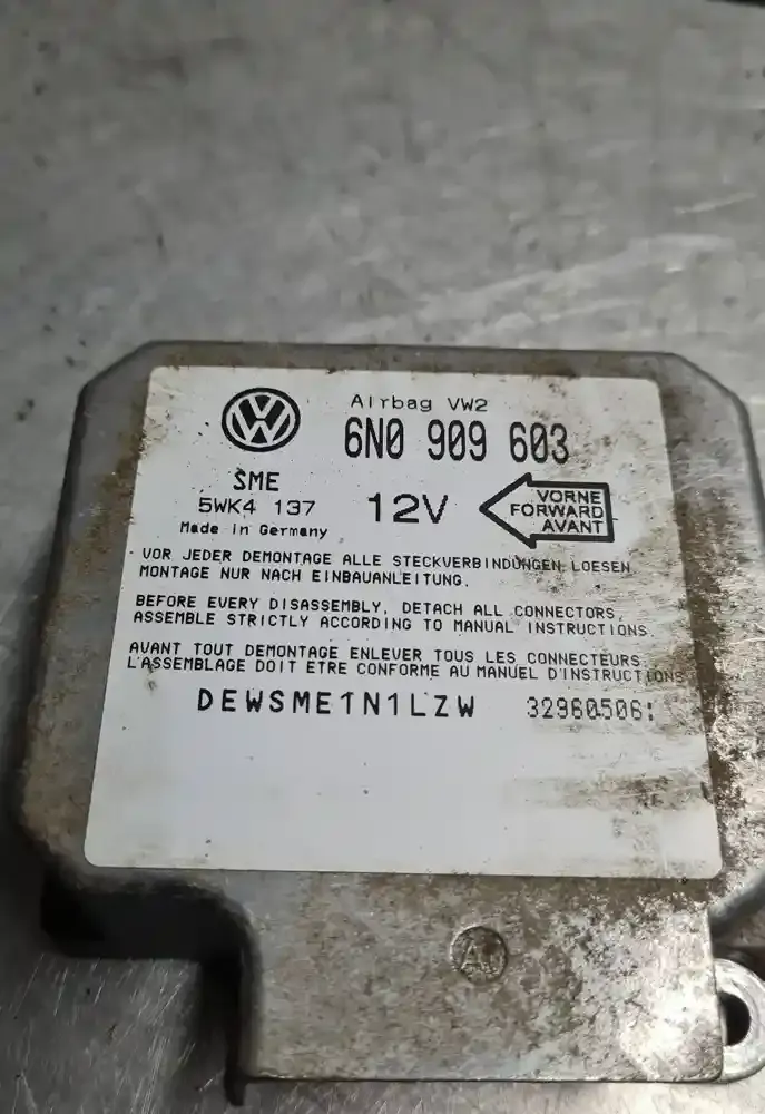 32960506 блок управления AirBag (SRS) Volkswagen Transporter - Caravelle T4 1998