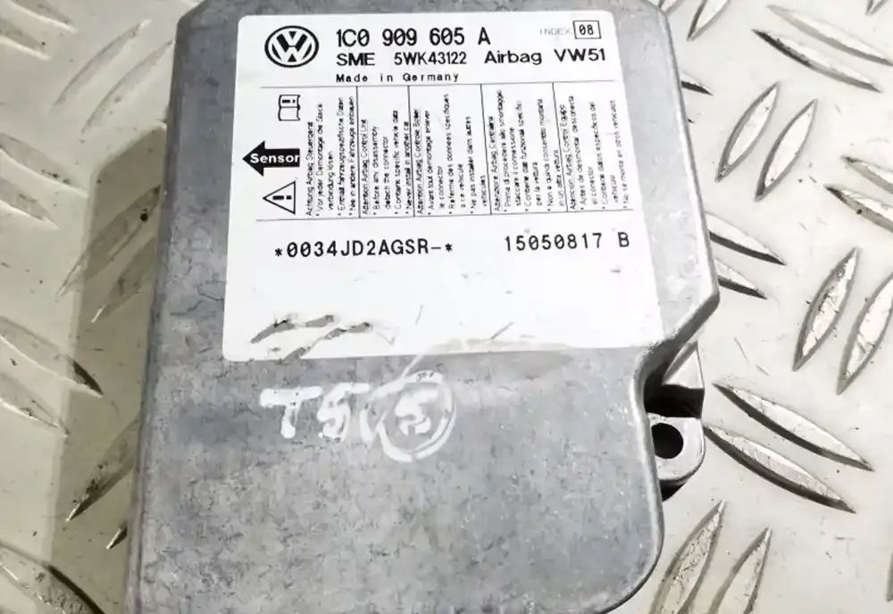 15050817B блок управления AirBag (SRS) Volkswagen Transporter - Caravelle T5 2005