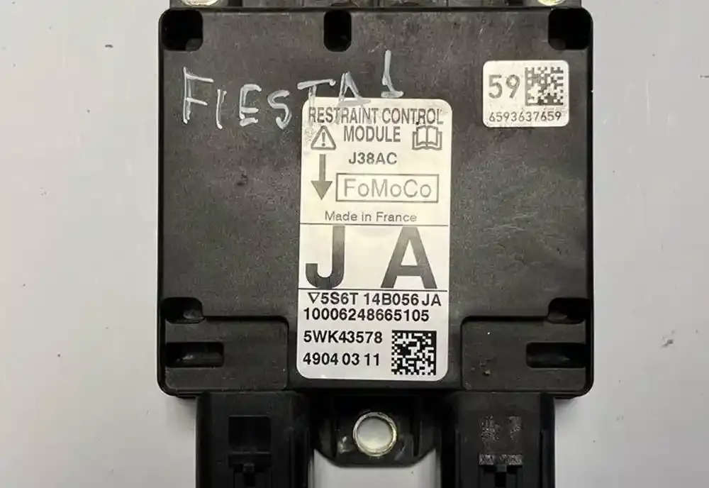 49040311 блок управління airbag (srs) Ford Fiesta 2000