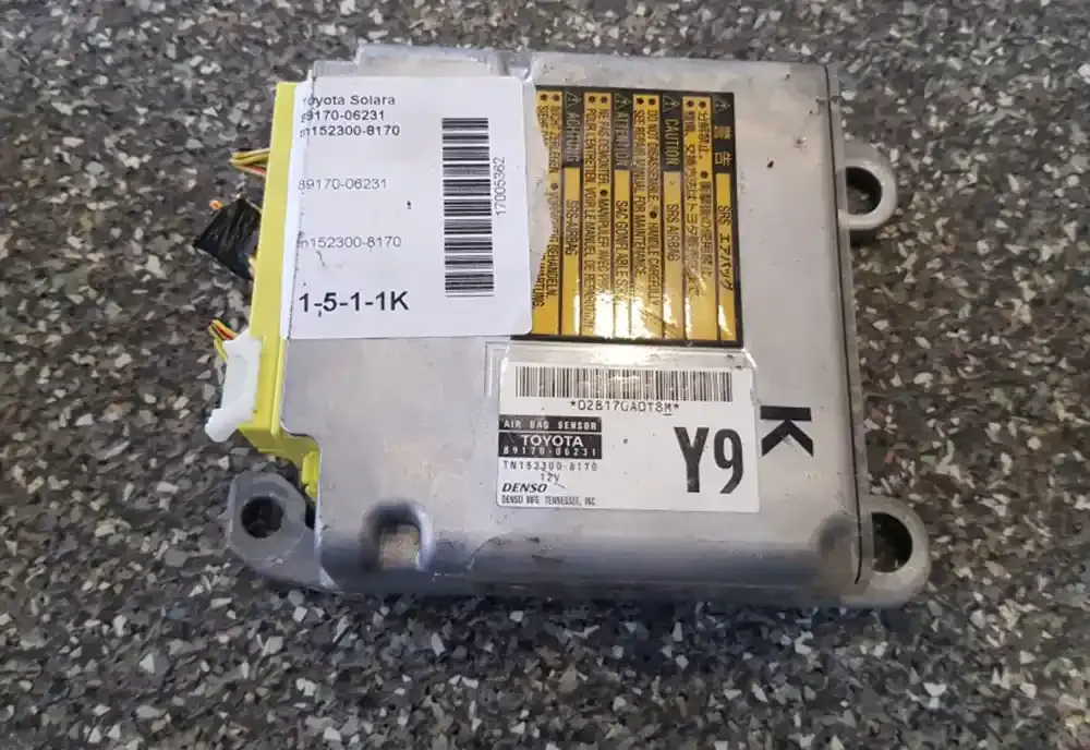 8917006231 блок управління airbag (srs) Toyota Corolla E120 E130 2004