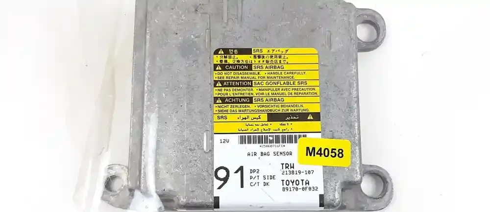 M4058 блок управління airbag (srs) Toyota Corolla Verso AR10 2006