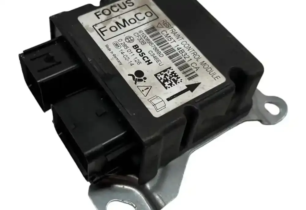 6100895788BD блок управління airbag (srs) Ford Focus 2015