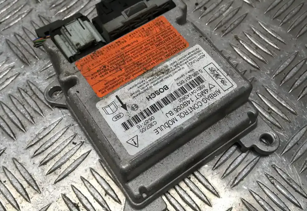 650104145801 блок управления AirBag (SRS) Ford Focus 2004