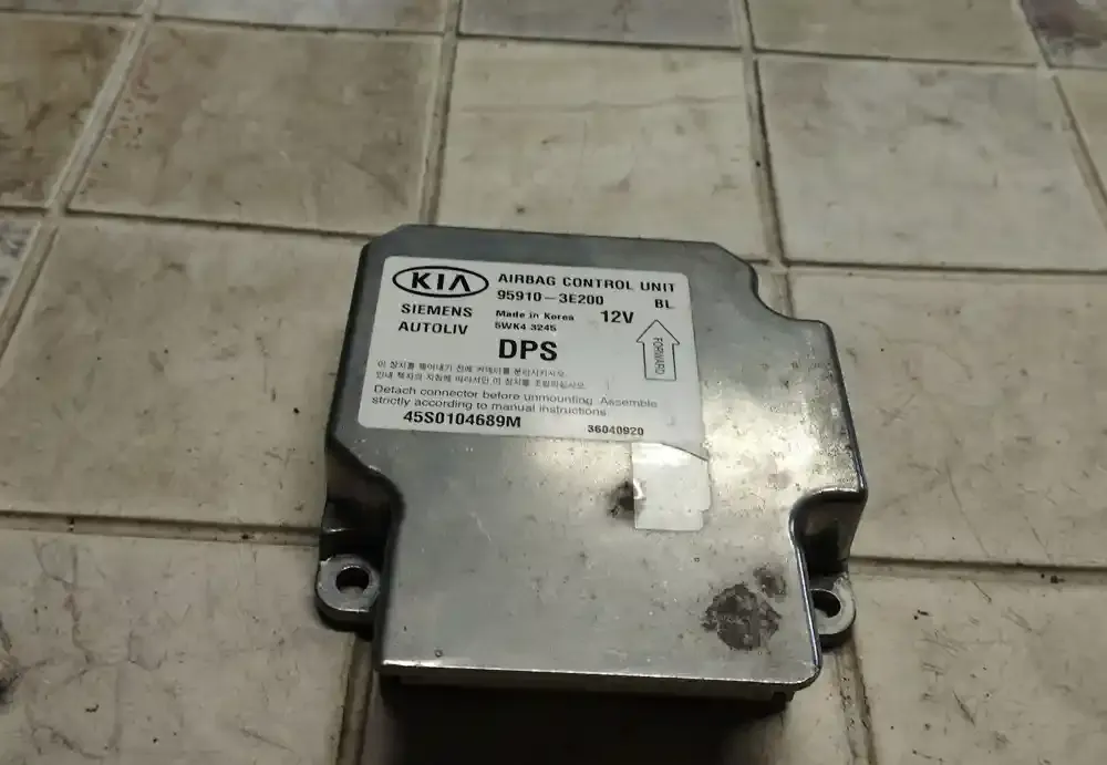 36040920 блок управления AirBag (SRS) KIA Sorento 2005