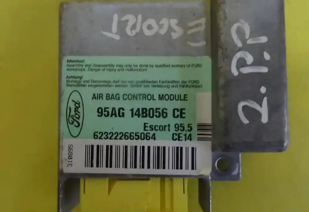 623222665064 блок управления AirBag (SRS) Ford Escort 1995
