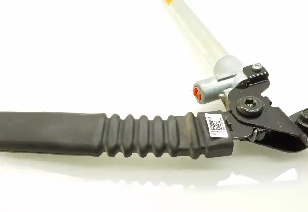 888313U200 пряжка переднего ремня безопасности KIA Sportage 2012