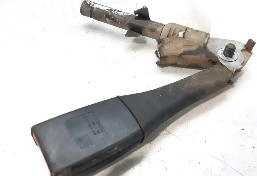 607075100 пряжка переднього ременя безпеки Opel Corsa D 2006