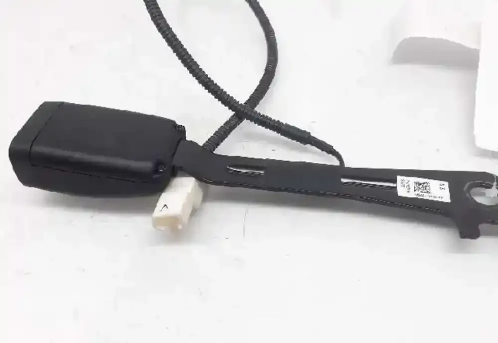 1K06886163 пряжка переднього ременя безпеки KIA Sportage 2010