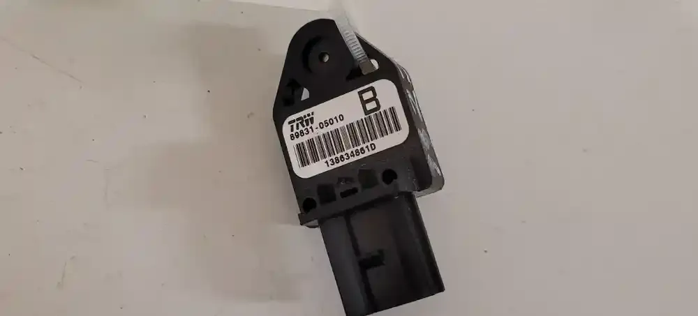 138634861D датчик удару подушки безпеки Toyota Corolla Verso AR10 2007