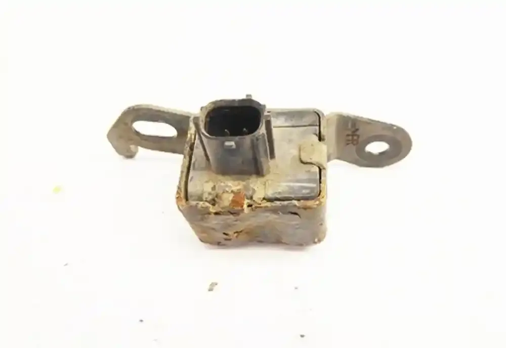 8917413041 датчик удару подушки безпеки Toyota Corolla E120 E130 2003