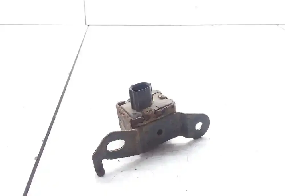 1876004820 датчик удара подушки безопасности Toyota Corolla E120 E130 2002