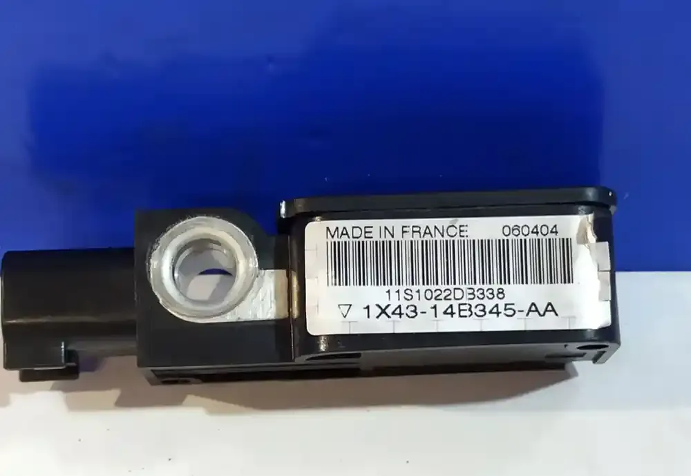 11S1022DB338 датчик удару подушки безпеки Jaguar X-Type 2005