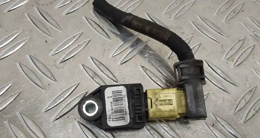 0848060090 датчик удару подушки безпеки Toyota Corolla Verso AR10 2008