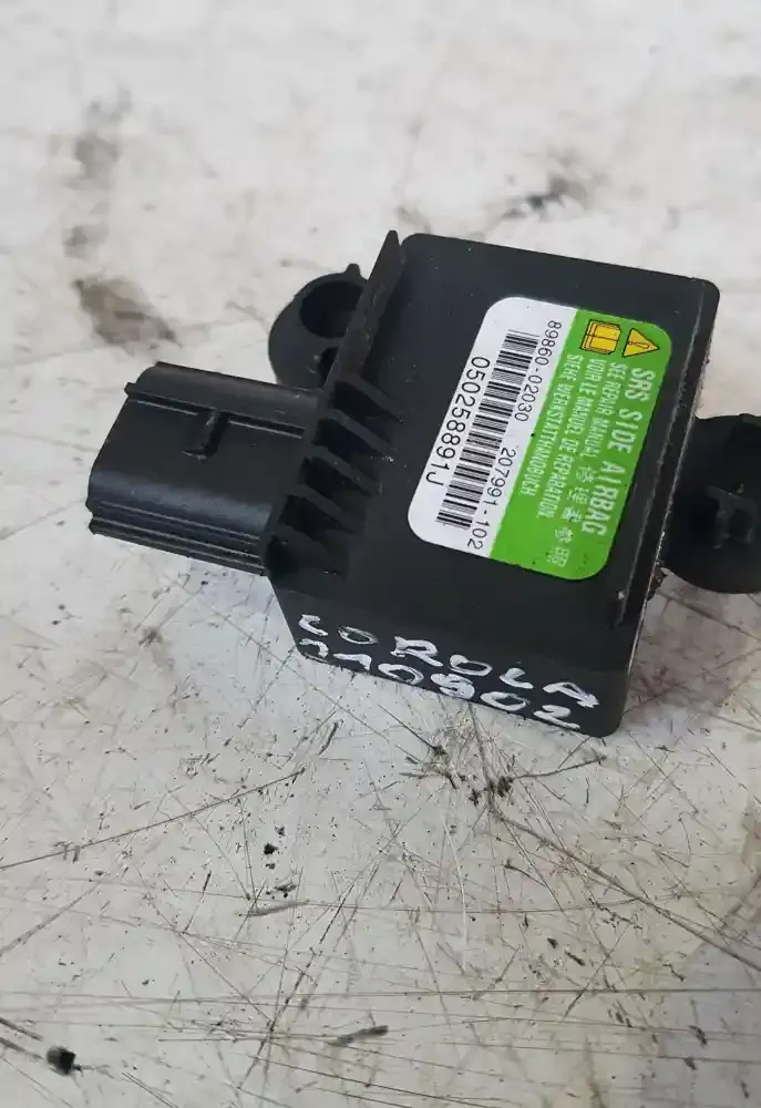 050258891J датчик удару подушки безпеки Toyota Corolla E120 E130 2004