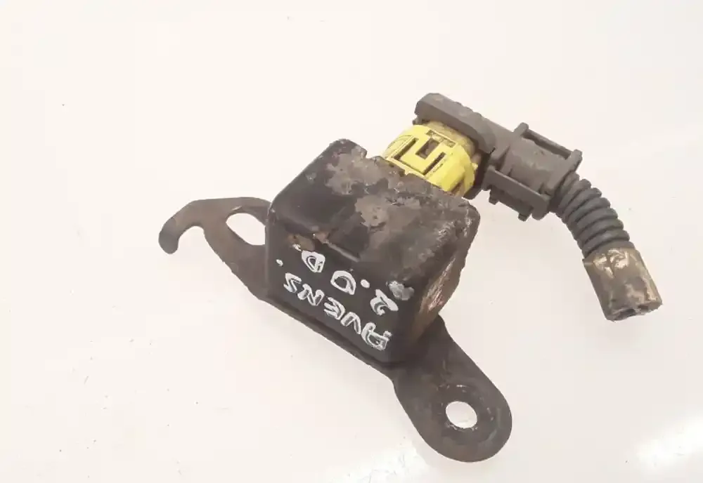 876005690 датчик удара подушки безопасности Toyota Corolla E120 E130 2002