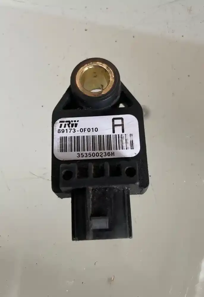 353500236H датчик удара подушки безопасности Toyota Corolla Verso AR10 2006