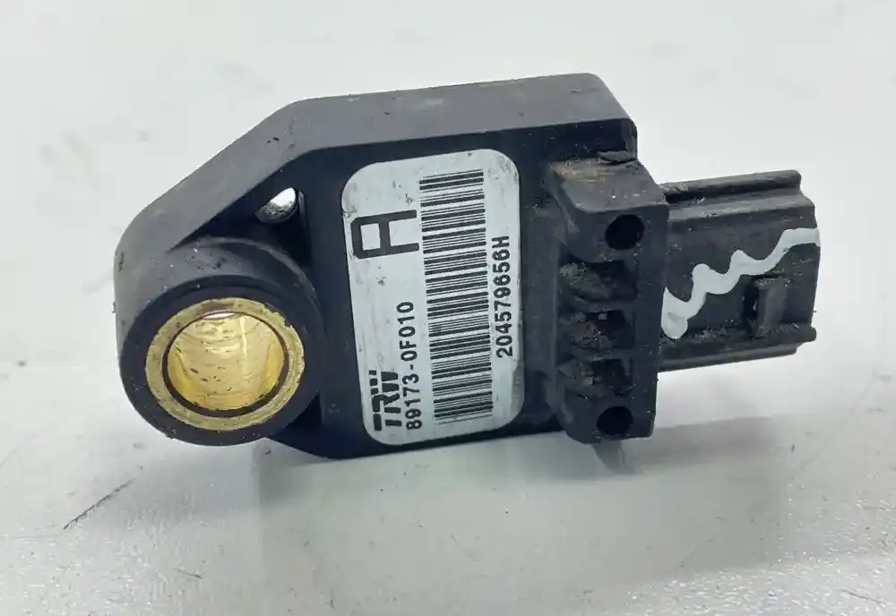 204579656H датчик удара подушки безопасности Toyota Corolla Verso AR10 2005