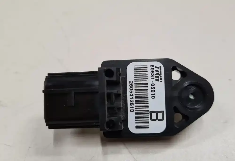 260541251D датчик удара подушки безопасности Toyota Corolla Verso E121 2007