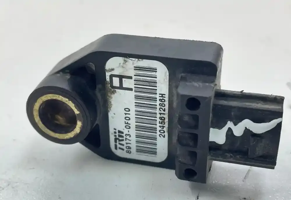 204561286H датчик удару подушки безпеки Toyota Corolla Verso AR10 2005