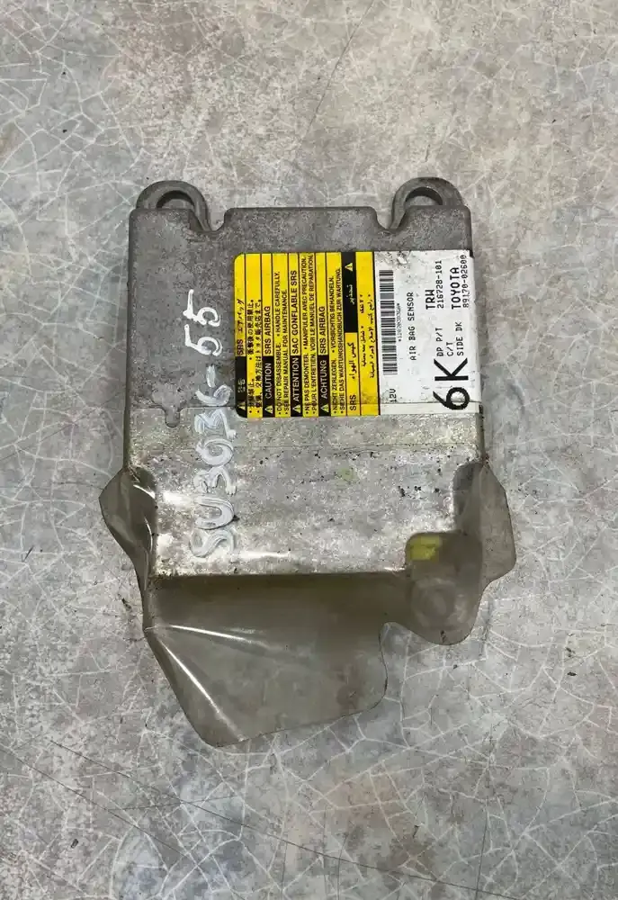 T0T8229T2 датчик удару подушки безпеки Toyota Corolla E140 E150 2009
