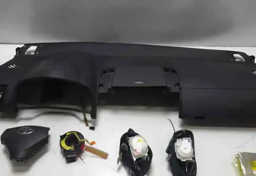 553020F011B0 комплект подушок безпеки з панеллю Toyota Corolla Verso E121 2001