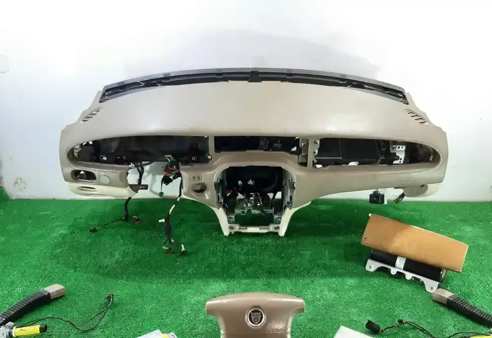 XR814910LEG комплект подушек безопасности с панелью Jaguar S-Type 1999