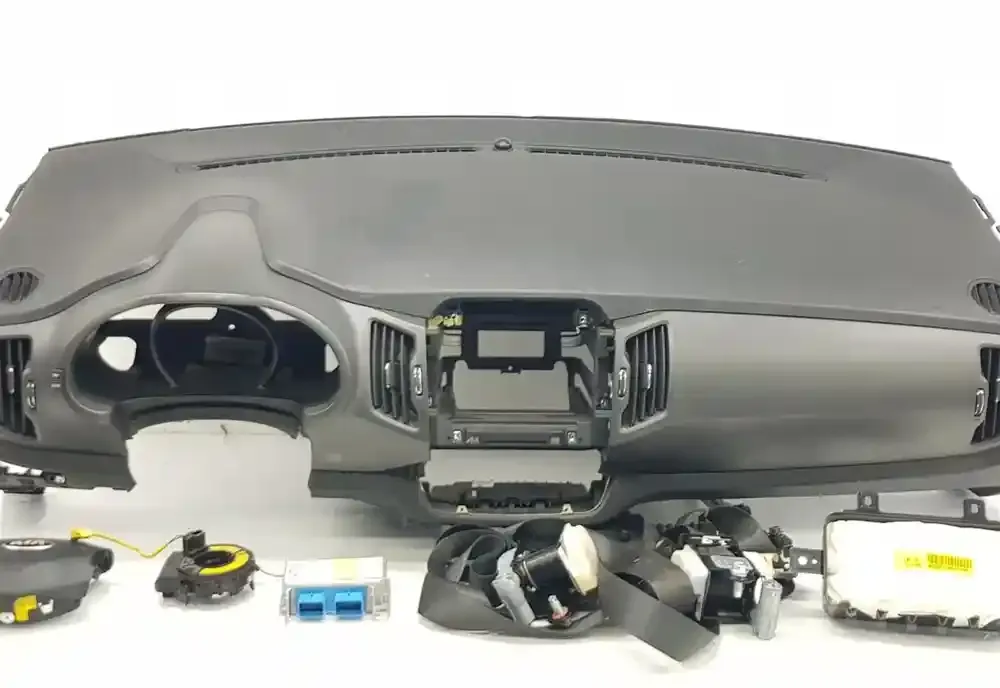 847103U010 комплект подушек безопасности с панелью KIA Sportage 2010