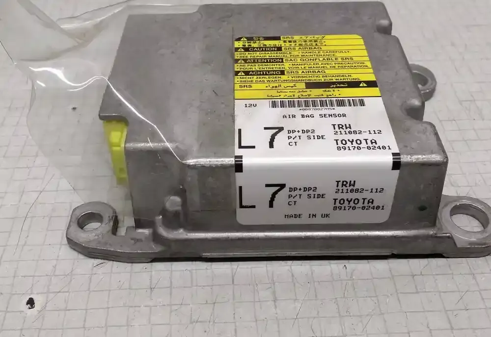 8917002401 комплект подушок безпеки Toyota Corolla E120 E130 2007