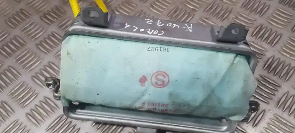 361927 подушка безопасности пассажира Toyota Corolla E120 E130 2003