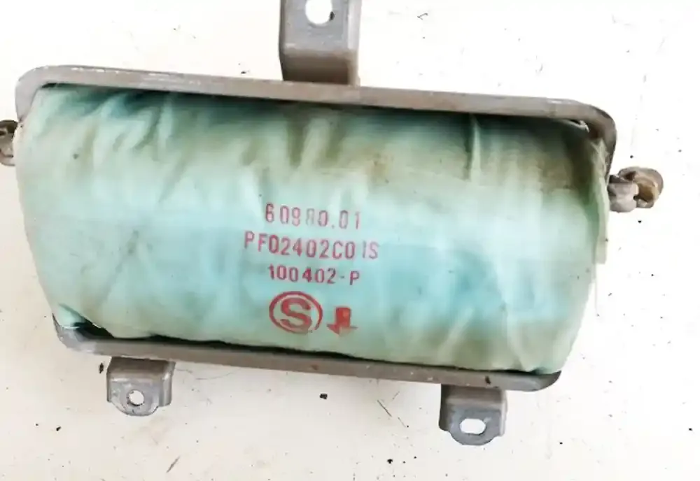 100402P подушка безопасности пассажира Toyota Corolla E120 E130 2005