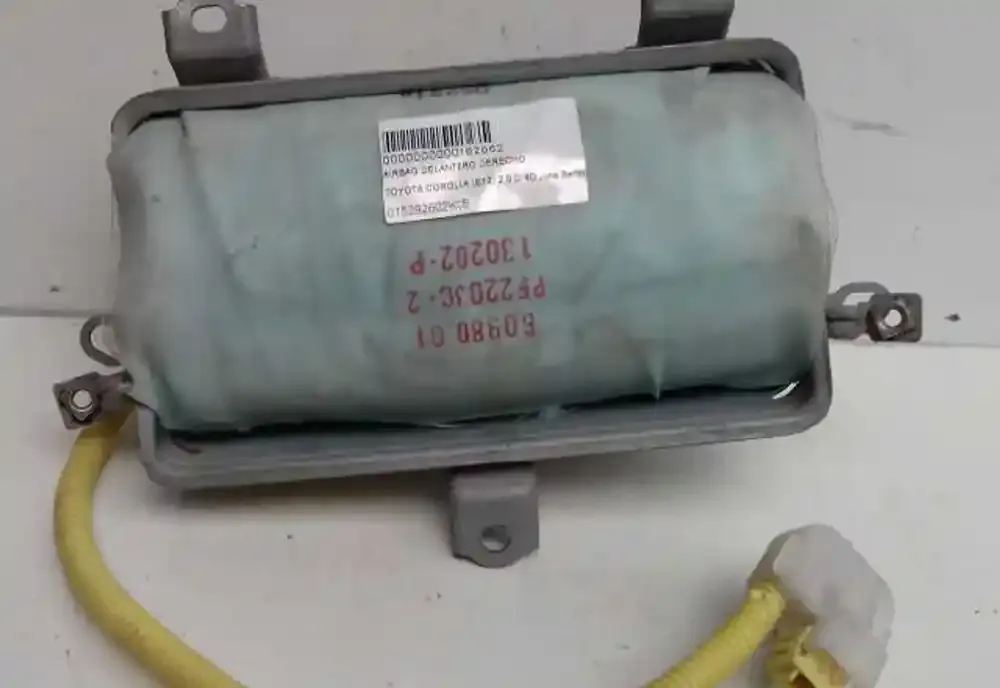 015292602K05 подушка безпеки пасажира Toyota Corolla E110 2002
