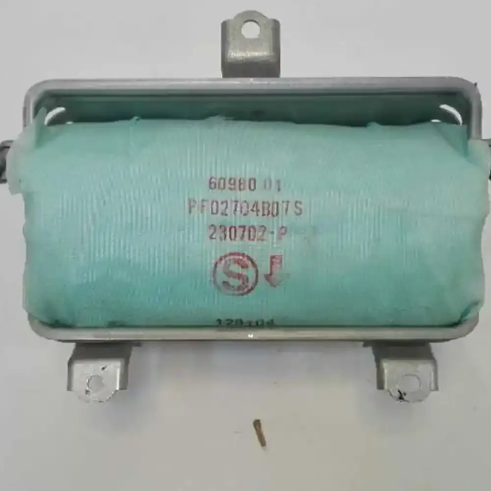 PF02704B07S подушка безопасности пассажира Toyota Corolla E110 2002