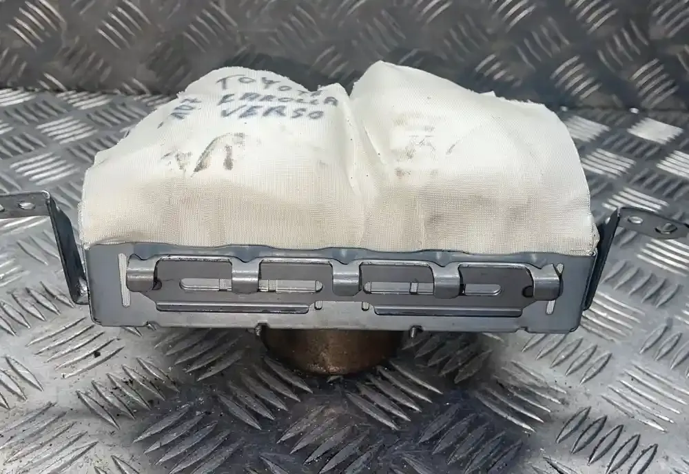 105744205P1D подушка безпеки пасажира Toyota Corolla E120 E130 2005