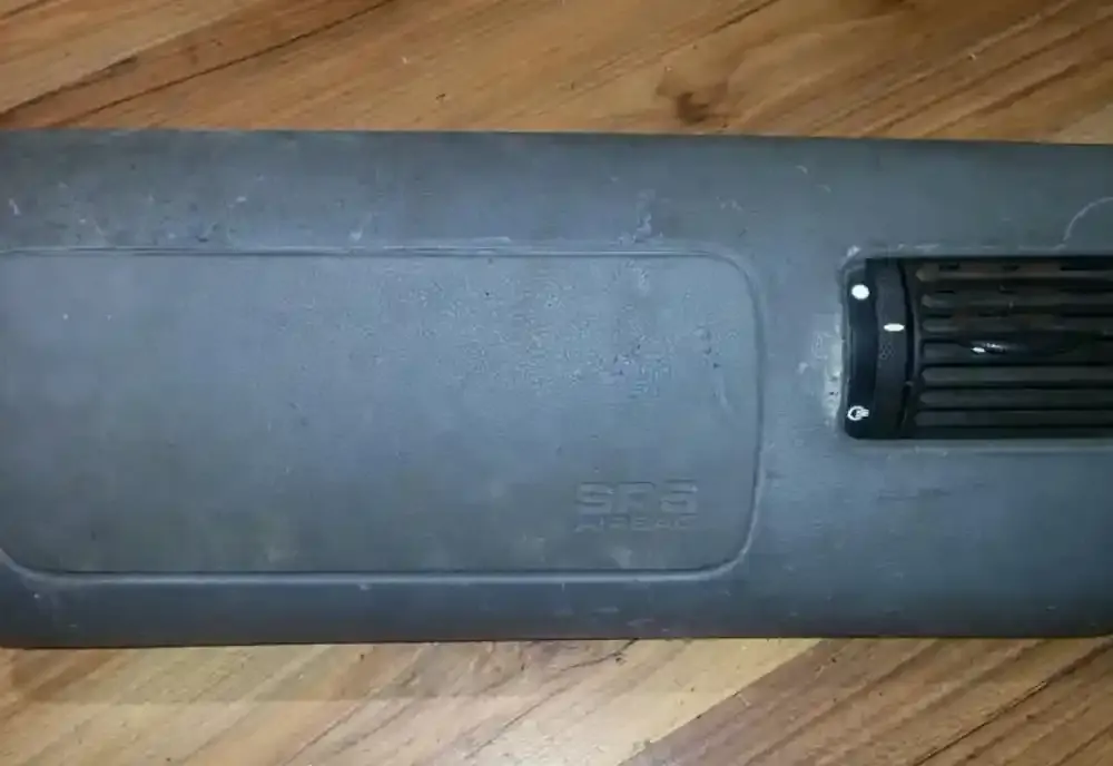 95ABA042A94BBYCDV подушка безопасности пассажира Ford Escort 1995