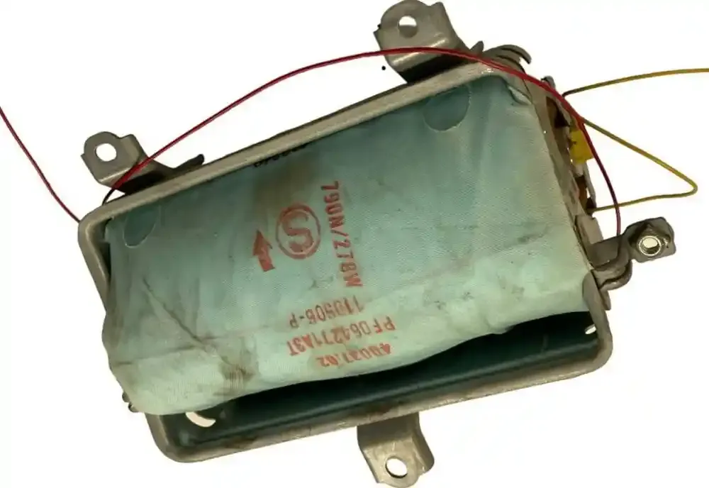 PF064271A3T подушка безпеки пасажира Toyota Corolla E120 E130 2004