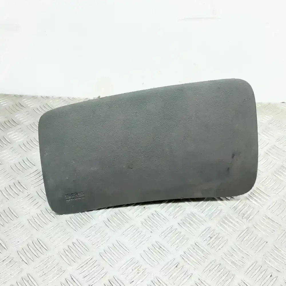 M0APAT2D3F0032 подушка безопасности пассажира KIA Sportage 2006