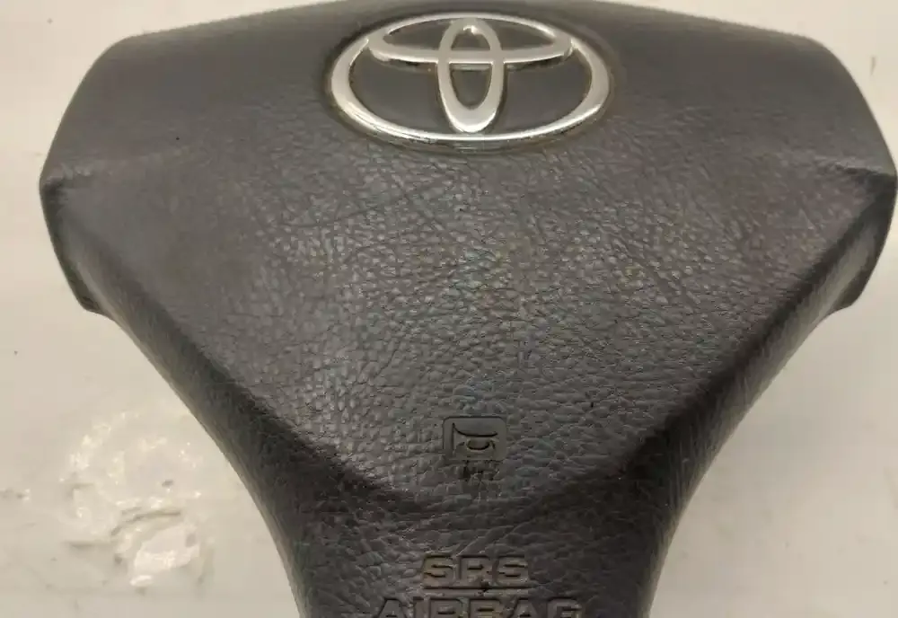 Z2FC7112675 подушка безопасности Airbag на руле Toyota Corolla Verso AR10