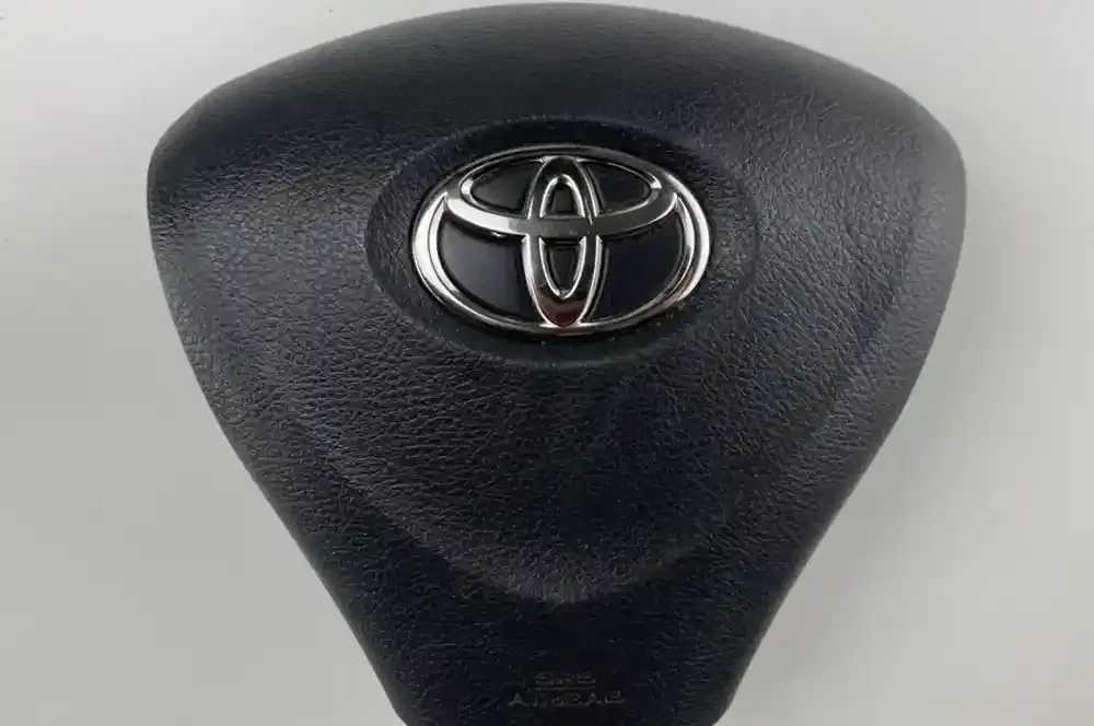 4513012B50B0 подушка безопасности Airbag на руле Toyota Corolla E140 E150