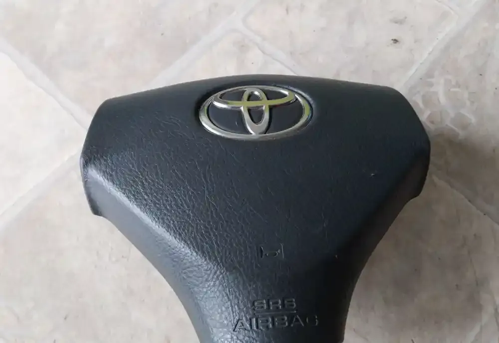 Z2FC6043843 подушки безпеки Airbag на кермі Toyota Corolla Verso AR10
