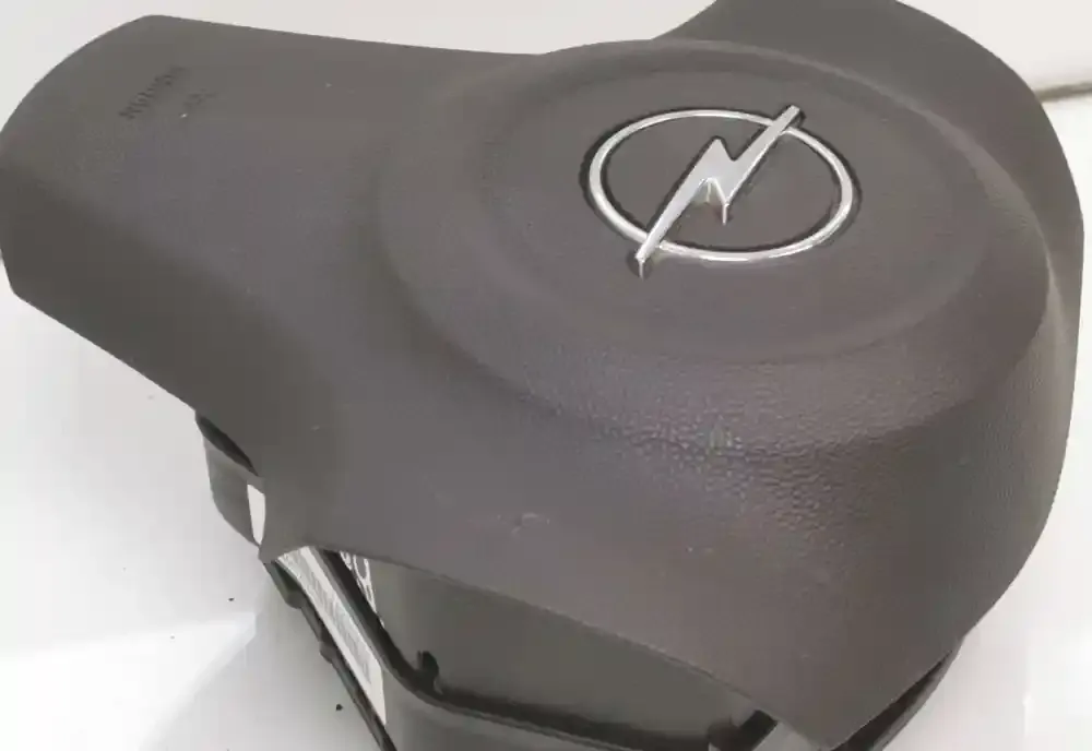 DCA22470168 подушка безопасности Airbag на руле Opel Corsa D