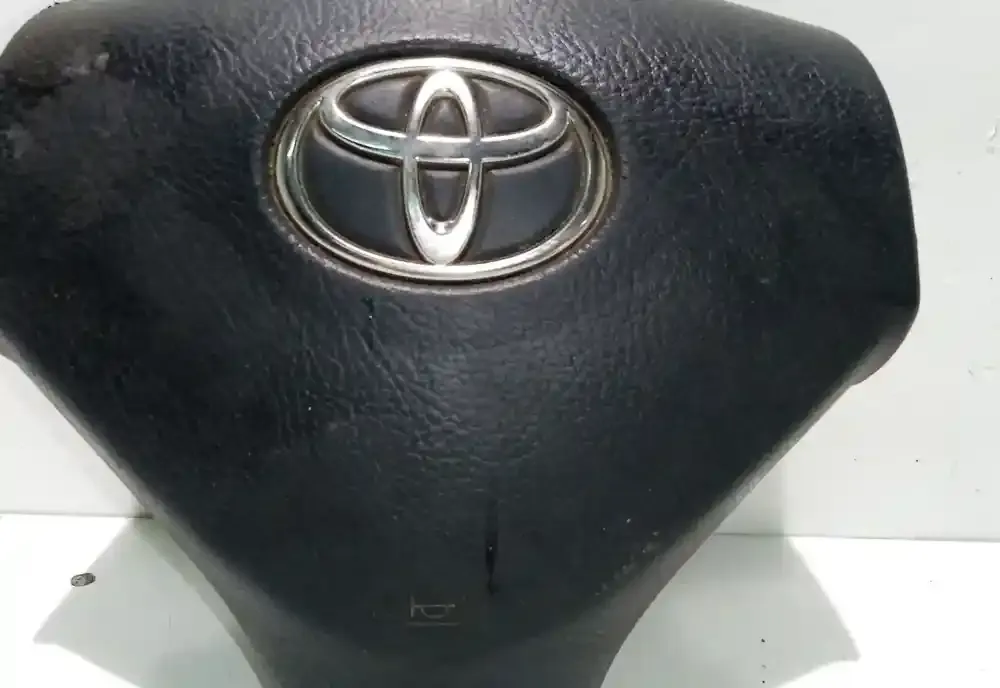 Y02737105A5A подушка безопасности Airbag на руле Toyota Corolla Verso AR10