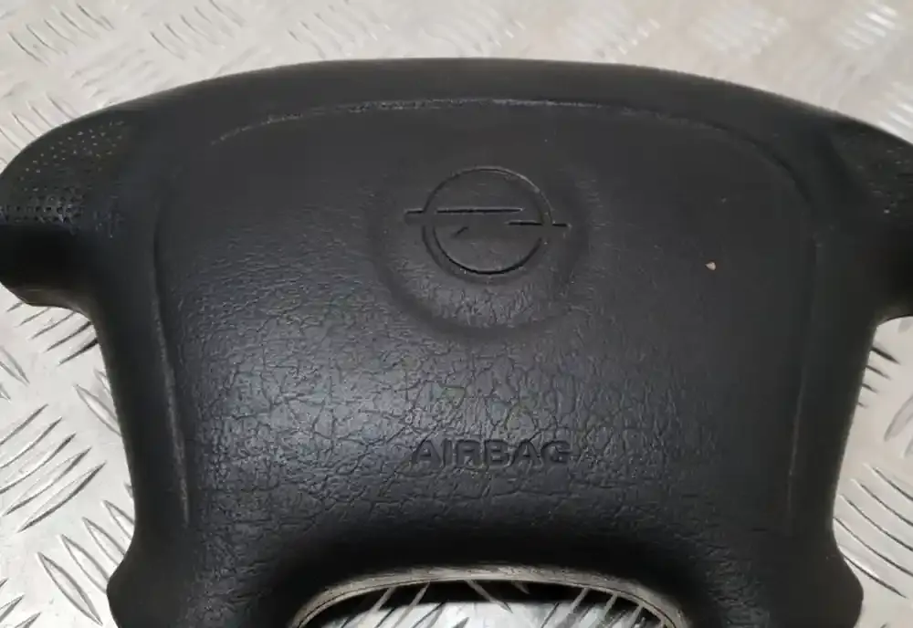 E94T2510303485 подушка безопасности Airbag на руле Opel Corsa B