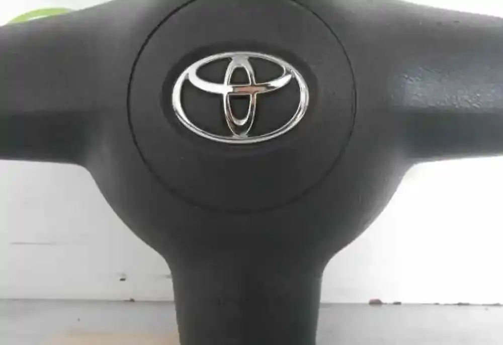 6041108 подушка безопасности Airbag на руле Toyota Corolla Verso E121
