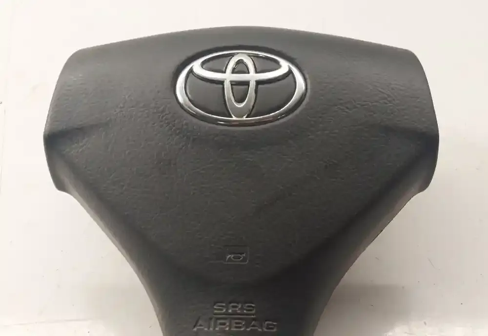 Z2FC7313284 подушка безопасности Airbag на руле Toyota Corolla Verso AR10
