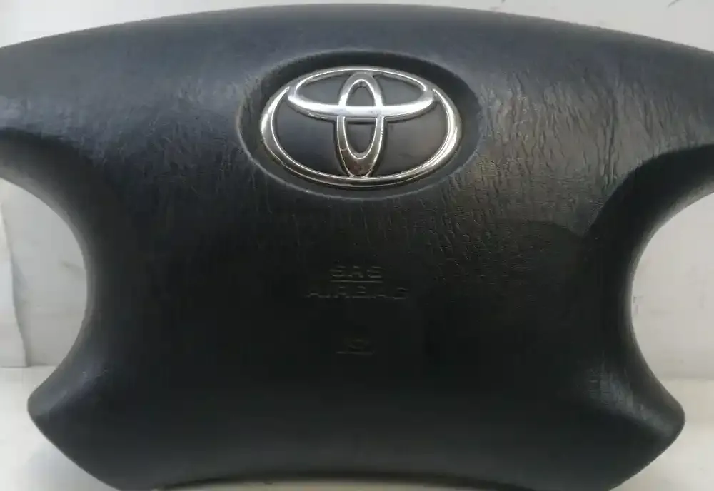 E2UA2229241 подушка безопасности Airbag на руле Toyota Corolla Verso E121