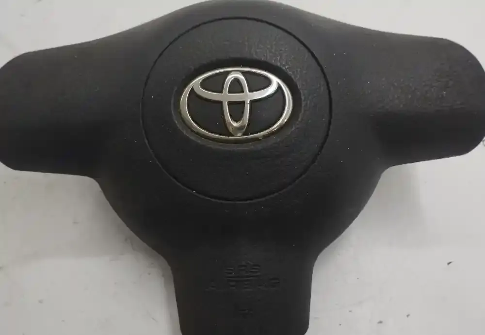 ZO1D5066466 подушка безопасности Airbag на руле Toyota Corolla E120 E130