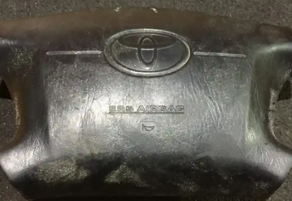 408126598A51 подушки безпеки Airbag на кермі Toyota Corolla E110