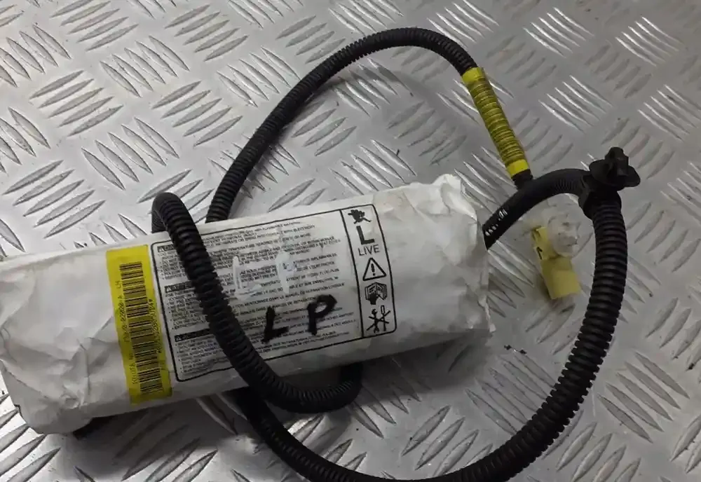 7392002020 подушка безопасности Airbag на руле Toyota Corolla E120 E130